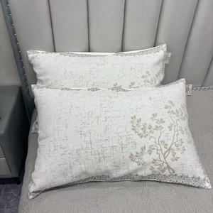 Fodera per cuscino decorativa in stile etnico, in canapa tinta in filo, in twill, stile country, confezione da due con bottoni - Product Image 3