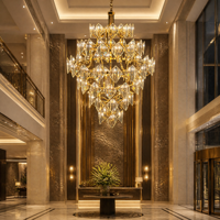 Lustre en cristal de verre multicouche en or de luxe sur mesure, non standard, moderne, grand luminaire suspendu LED pour hall d'hôtel, villa, salle