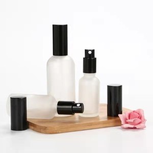 Phòng Chai xịt thủy tinh tốt sương chai bao bì mỹ phẩm 30ml 50ml 100ml mờ đen Phun chai với vàng mịn sương cap - Product Image 3