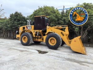 Cargadora de Ruedas Pesada Caterpillar Fabricada en Japón, Certificada por CE e ISO, Modelo 2016, 70KW, Carga Nominal de 5 Toneladas - Product Image 5