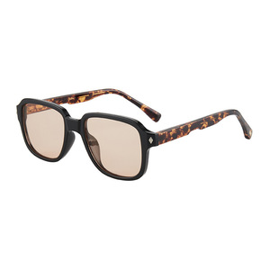 Lunettes de soleil carrées Qianai, monture noire, verres PC, protection UV de type 3, unisexe, pour sports de plein air, cyclisme, mode, conduite - Product Image 5