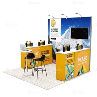Stand d'exposition modulaire en aluminium 10x10 pieds imprimé sur mesure avec toile de fond en tissu anti-plis et comptoir de service pour salon professionnel