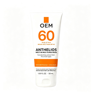 Crème solaire laiteuse à large spectre SPF60 OEM, sans parfum, résistante à l'eau pendant 80 minutes, lotion pour le visage et le corps 50 ml - Product Image 1