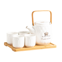 Ensemble tasse à thé et théière en porcelaine Relief de Style chinois service à thé en céramique 6 pièces avec plateau en bois et bouilloire