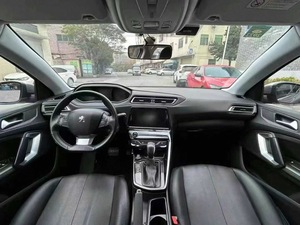 La Dongfeng <span class=keywords><strong>Peugeot</strong></span> 308 5 places est fabriquée en Chine avec une voiture à essence à transmission <span class=keywords><strong>automatique</strong></span> - Product Image 3