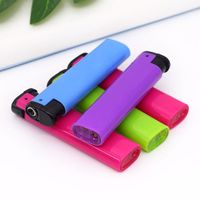 Fabricant pas cher en gros briquet personnalisé briquet à gaz jetable coupe-vent logo personnalisé