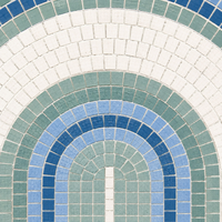 Mosaïque céramique personnalisée en forme d'éventail pour le sol du hall d'hôtel, carreaux artistiques à motif d'arche bleue pour les espaces commerciaux et les murs décoratifs de salle de bain