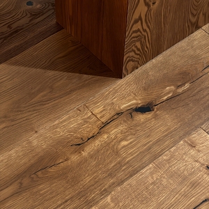 Pavimento in Legno Ingegnerizzato di Rovere Europeo a Tavole Larghe 190mm con Superficie Spazzolata e Finitura Opaca, Spessore 14mm/15mm - Product Image 5
