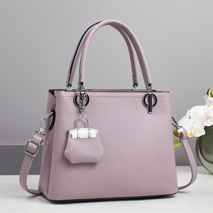 Nouveaux Sacs à Main Élégants pour Femmes, Couleur Unie, pour le Quotidien, Hiver 2026, avec Pendentif, Sacs Fourre-Tout et Bandoulière pour Femmes - Product Image 2