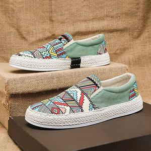 Zapatos de tela para hombre nuevo verano transpirable Casual paso en <span class=keywords><strong>mil</strong></span> capas inferior estilo chino zapatos de tabla de tela - Product Image 2