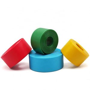 สายจูงสัตว์เลี้ยงแบบกำหนดเองขายส่งหลากสีสัน นุ่มมือ สวมใส่สบาย พร้อมปลอกคอ กันน้ำ ทำจากริบบิ้นเคลือบ PVC TPU พิมพ์ลายบนผ้าใย - Product Image 3