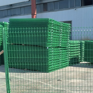 Clôture en treillis métallique soudé Panneaux de clôture de jardin enduits de PVC incurvés 3D Clôture de jardin Treillis et portails à vendre - Product Image 2