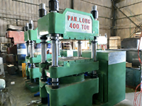 Machine de fabrication de mélamine en fonte nodulaire PANLONG 400 tonnes, très demandée, pour la vaisselle, le mahjong, les dominos, les bases de lampes et les sièges de toilettes