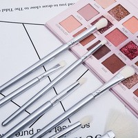 Pinceaux de maquillage Dongmei, vente en gros, argent, logo personnalisé, marque privée, luxe, végan, 11 pièces, manche en bois, pinceau de maquillage pour le visage