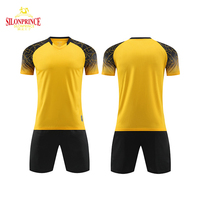 Équipe de design Haisay : uniformes de football et maillots de football sur mesure pour hommes. Ils ont également des uniformes de football.
