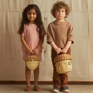 Rotin fait à la main <span class=keywords><strong>panier</strong></span> accessoires plage sacs de paille tissé château champignon vacances pique-nique paniers enfants glands sac à main tissé sacs fourre-tout - Product Image 3
