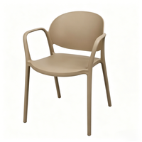Chaise empilable ergonomique en plastique PP avec logo personnalisé OEM/ODM, couleur personnalisée, pour la maison, la cuisine, le café, l'hôpital, l'hôtel