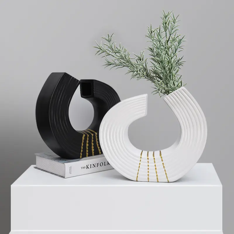 Light Luxury Desktop Decor Ceramic Modern Arts Vases Flower Note Shape White Black Ceramic Vase Nordic Living Room Decoration