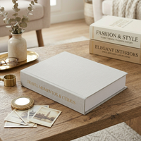 Elegante Caja Decorativa con Forma de Libro para Empaque de Regalos, Crea una Caja de Almacenamiento Premium para Exhibición en Tiendas