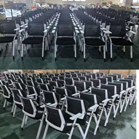 Chaise de bureau ergonomique empilable en maille aérée pour l'école, les conférences et la formation, avec dossier en plastique et dossier pliable