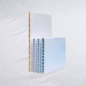 Équipement d'élevage de porcs de la marque Hengyin, robuste et neuf, cages pour animaux, élevage de porcs, sol en PVC imperméable, enclos, clôture, garantie 1 an, 24h/24 et 7j/7 - Product Image 1