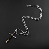 Collier en acier inoxydable vintage à la mode pour homme avec pendentif en forme de croix argenté Un cadeau pour les êtres chers, les amis, la famille ou les couples