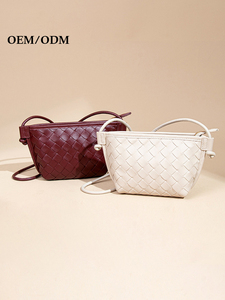 Custom ODM women's <b>handbag</b> Premium woven tote bag Minimalist branding <b>handbag</b> Fashionable shoulder bag women - Product Image 5