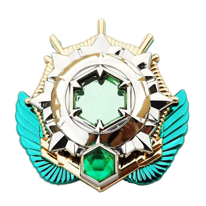 Design exclusivo Green Plating Multi Piece Pin Badge Color Plating Custom Badge Soft Esmalte Pin com Diamante