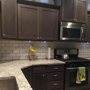 Rắn Gỗ Mỹ Tiêu Chuẩn Cherr/Trắng Shaker Tủ Bếp - Product Image 3