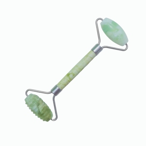ลูกกลิ้งนวดหน้าหยกสองหัว พร้อมลูกกลิ้งหินแบบมีหนามและแบบเรียบ - Product Image 3