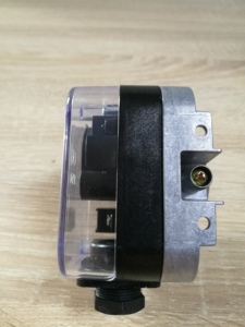 Interruptor de Presión de Gas Natural SHINEUI SGPS500V, Manómetro de Tubería de Entrada, Construcción Metálica, Protección IP54, Rango Ajustable de 100-500 Mbar - Product Image 6
