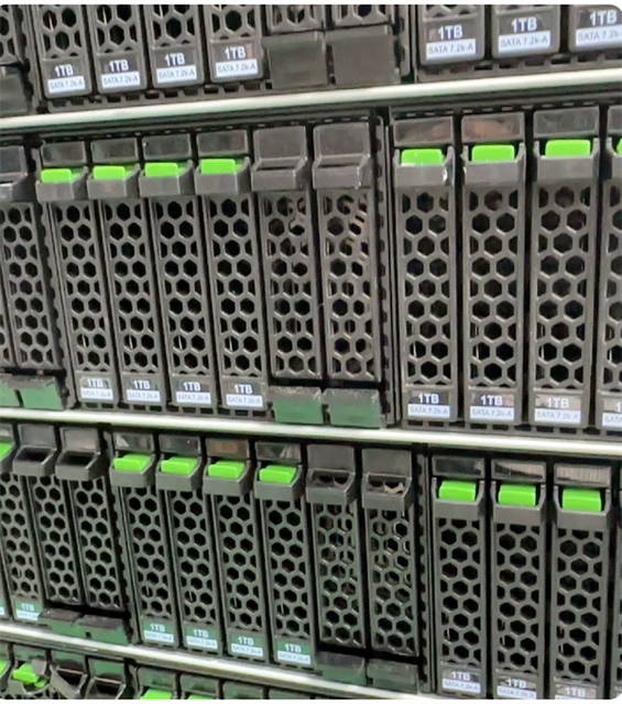 ST1000NX0423 1T SATA 2.5 6GB SATA Internal Enterprise Server Hard Disk Used Silver Enterprise Server Hard Disk