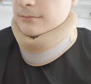 Verstelbare Haak Lus Cervicale Kraag Nek Voor Fysiotherapie En Nekondersteuning - Product Image 2