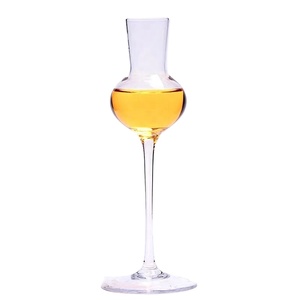<span class=keywords><strong>Verre</strong></span> <span class=keywords><strong>à</strong></span> <span class=keywords><strong>vin</strong></span> en forme de <span class=keywords><strong>tulipe</strong></span> en <span class=keywords><strong>verre</strong></span> soufflé <span class=keywords><strong>à</strong></span> la main résistant <span class=keywords><strong>à</strong></span> la chaleur, avec un long pied, <span class=keywords><strong>verre</strong></span> <span class=keywords><strong>à</strong></span> <span class=keywords><strong>vin</strong></span> rouge décoratif - Product Image 1