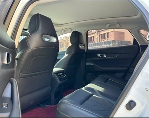 Changan UNI-K IDD 2024 1.5T 135km SUV Híbrido Inteligente de Lujo de Largo Alcance con Volante a la Izquierda - Product Image 5