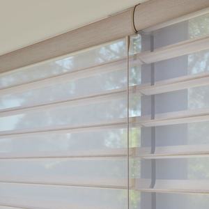 ستائر شانغريلا كهربائية ذكية بمحرك واي فاي ثلاثي الطبقات مع بطارية - Product Image 4