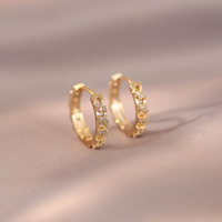 925 Sterling Silber Blumenmuster Kubikzirkonia Huggie Creolen Vergoldete Mini-Creolen für Damen