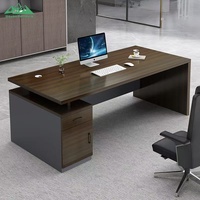 Bureau de travail moderne Wayon en bois clair avec 3 tiroirs et serrure, structure en métal noir pour poste de travail à domicile