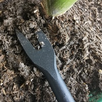 Outil de jardinage industriel avec manches en bois pour le creusement manuel, la culture et l'entretien des plantes - Petits jardins, outils pour bonsaï, Japon