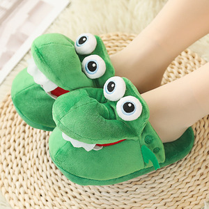Chaussons en peluche crocodile à bouche ouverte amusants, pantoufles en coton dinosaure fantaisie, chaussons animaux ludiques pour les farces et le quotidien - Product Image 1