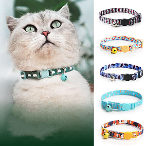 KingHon Adjustable Small Dog Pet Cat Nylon Collar With Cute Flowers Printing and Small Bell Solid Pattern Easy to Fit - Product Image 4