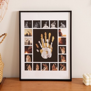 Cornice Fotografica Rettangolare in Lega di Alluminio, Design Creativo con Impronte di Mani di Coppia, Cornice Multi-Griglia <span class=keywords><strong>da</strong></span> <span class=keywords><strong>Parete</strong></span> Fatta a Mano con Stampa Fotografica Gratuita - Product Image 2