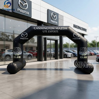 Arche gonflable noire de 5 m de long pour concessionnaires automobiles