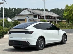 <span class=keywords><strong>Tesla</strong></span> Model Y L Long Range AWD 2025 – SUV Électrique à Double Moteur et Transmission Intégrale, Nouvelle Énergie, <span class=keywords><strong>Prix</strong></span> Bas, Grande Entreaxe, En Stock - Product Image 4