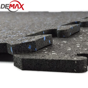 Revêtement <span class=keywords><strong>de</strong></span> sol en <span class=keywords><strong>caoutchouc</strong></span> <span class=keywords><strong>de</strong></span> haute qualité pour <span class=keywords><strong>salle</strong></span> <span class=keywords><strong>de</strong></span> <span class=keywords><strong>sport</strong></span>, épaisseur <span class=keywords><strong>de</strong></span> 15 à 50 mm, prix avantageux pour une utilisation intérieure et extérieure - Product Image 3