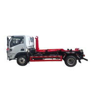 Camion à ordures amovible Dongfeng, nouveau moteur diesel 3800, norme d'émission Euro 3, avec bras à crochet pour utilisation en ville, à l'école et en zone rurale