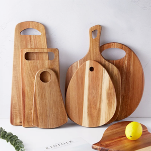 <span class=keywords><strong>Planche</strong></span> à découper en bois d'acacia naturel avec bords festonnés Plateau de service décoratif Cadeaux de pendaison de crémaillère pour la cuisine - Product Image 6