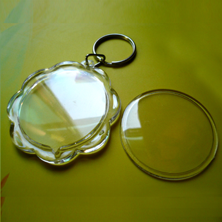 5,5*5,5 cm interior 4,4 cm