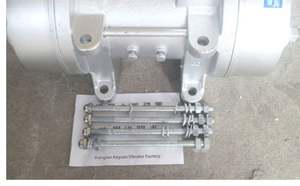 Vibrateur à béton électrique externe commercial de petite taille avec plaque compacteuse - Product Image 5