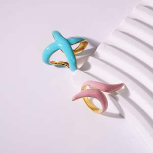 Écharpe en soie à la mode accessoires de bijoux plaqué <span class=keywords><strong>or</strong></span> bleu rose huile Écharpe Clips Anneau <span class=keywords><strong>prix</strong></span> d'usine en gros - Product Image 2